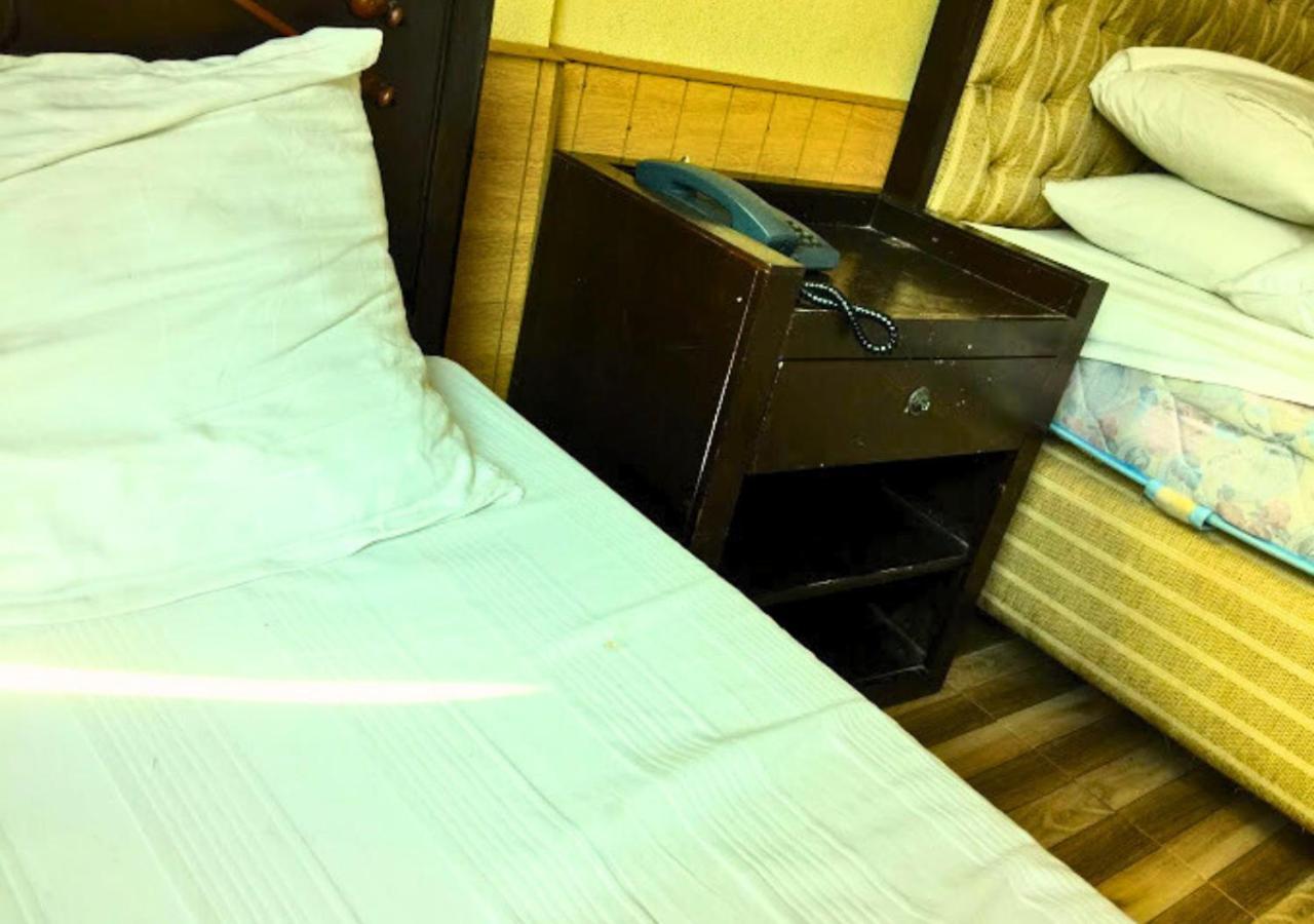 New Islamabad Hotel Екстер'єр фото